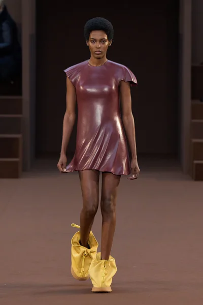 Look 1